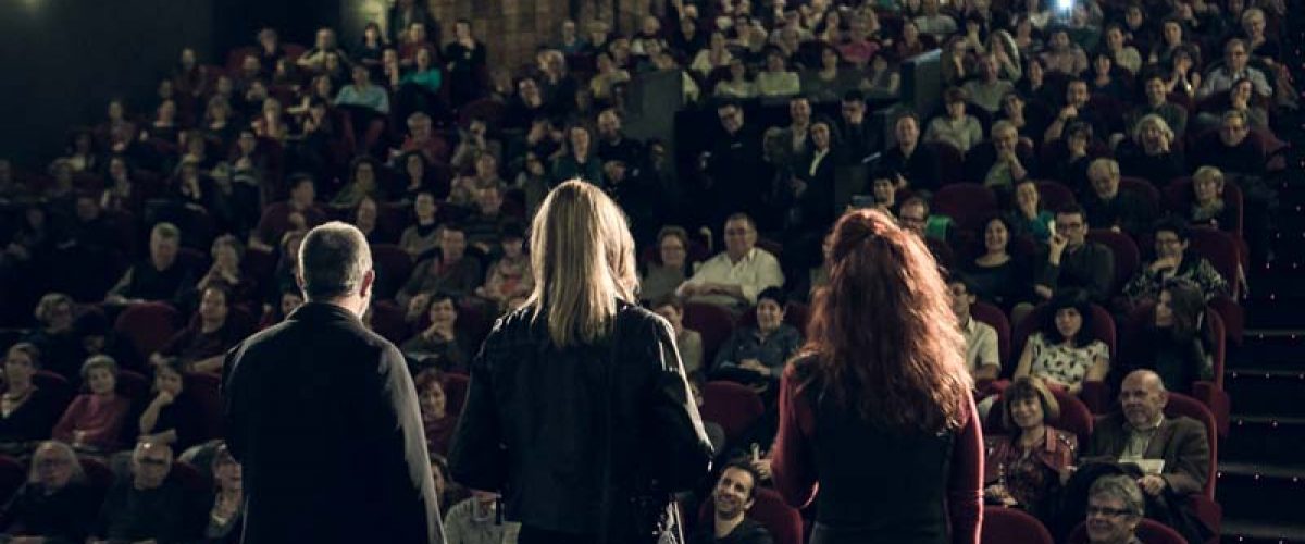 Álex de la Iglesia présente son film "Les sorcières de Zugarramurdi" avec l’actrice Carolina Bang